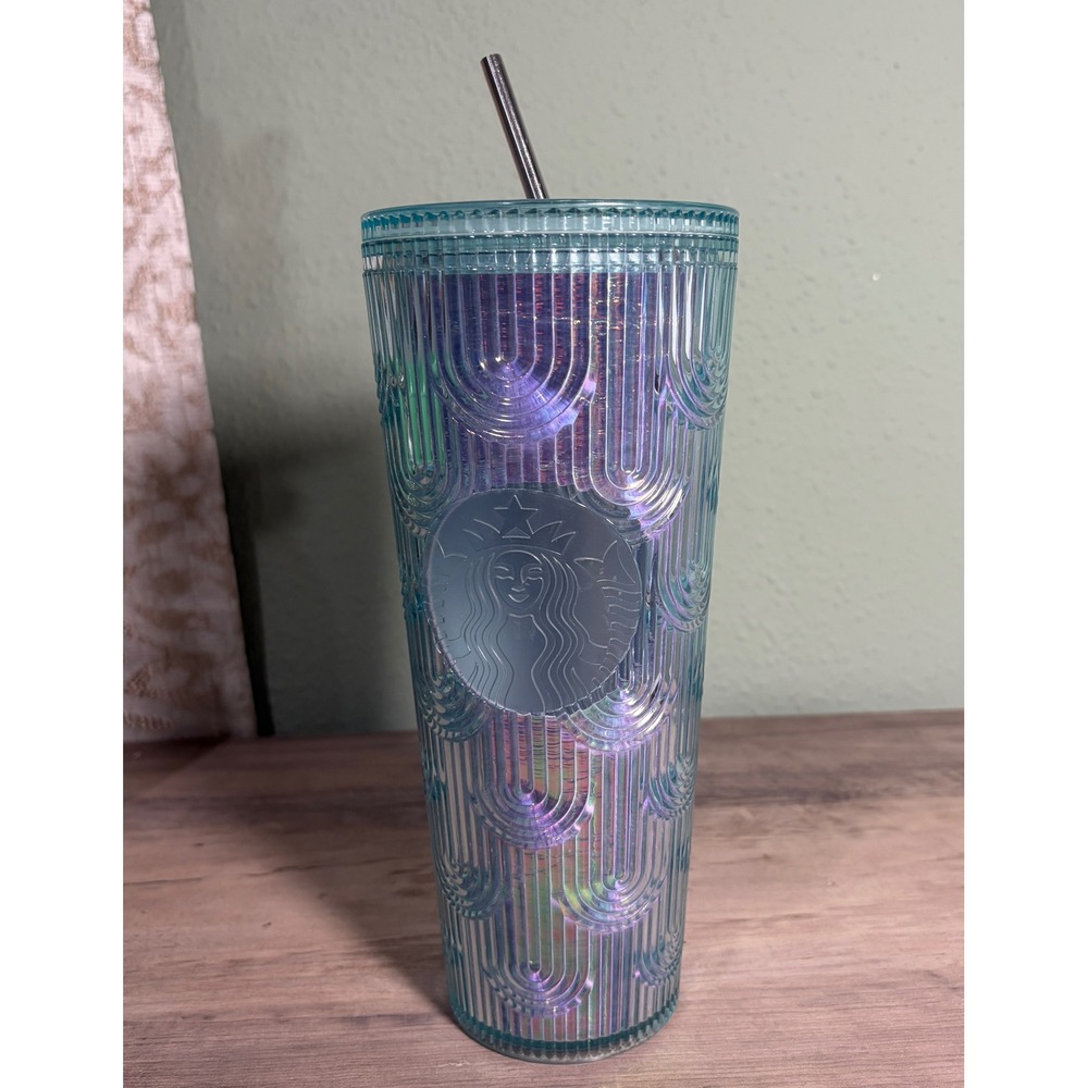 Starbucks Tumbler Unisex 24oz Blue Iridescent Scalloped Mermaid Scale Cold Cup